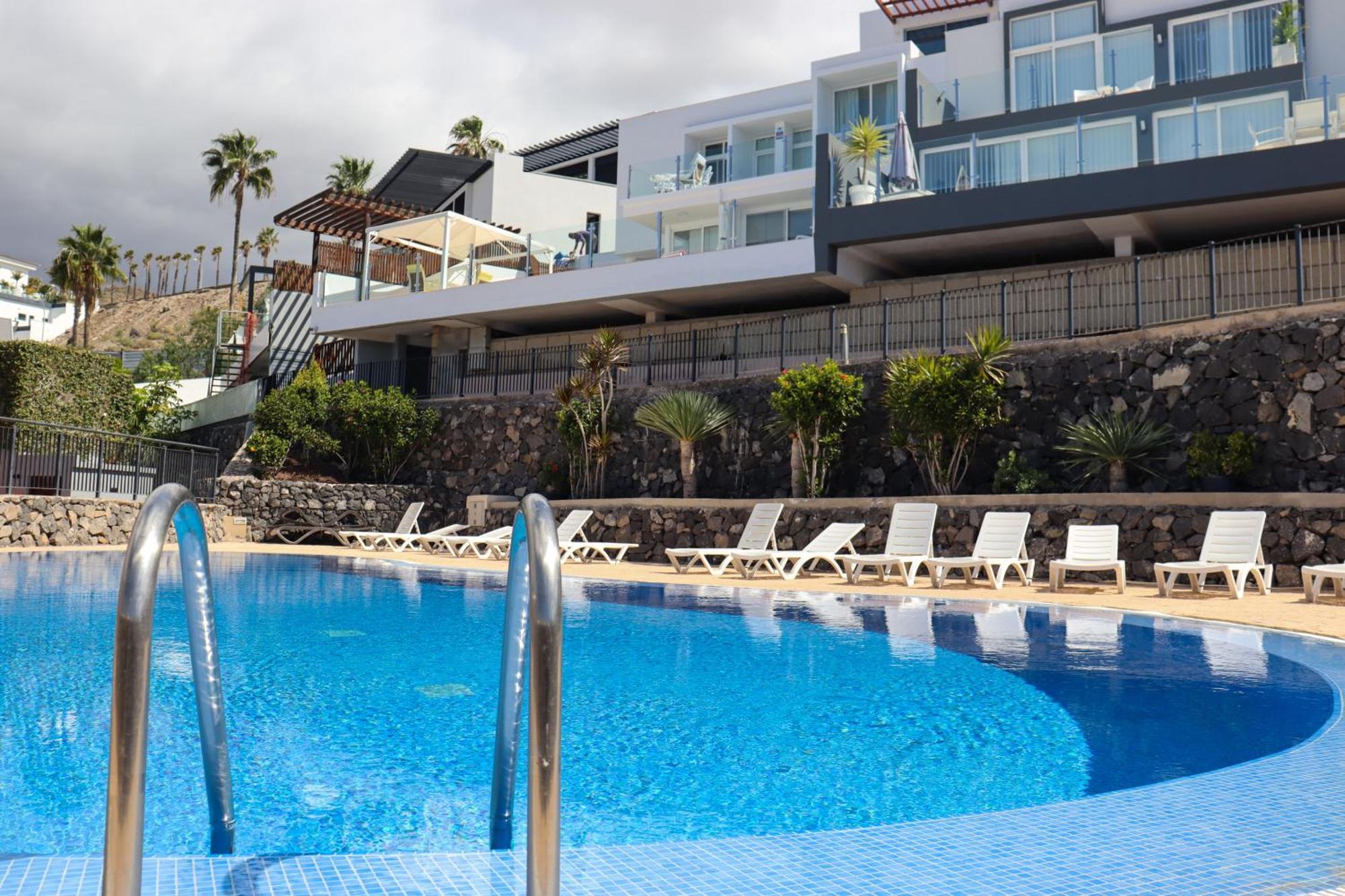 Azure Sky - Panoramic Ocean View, Luxury, San Eugenio *